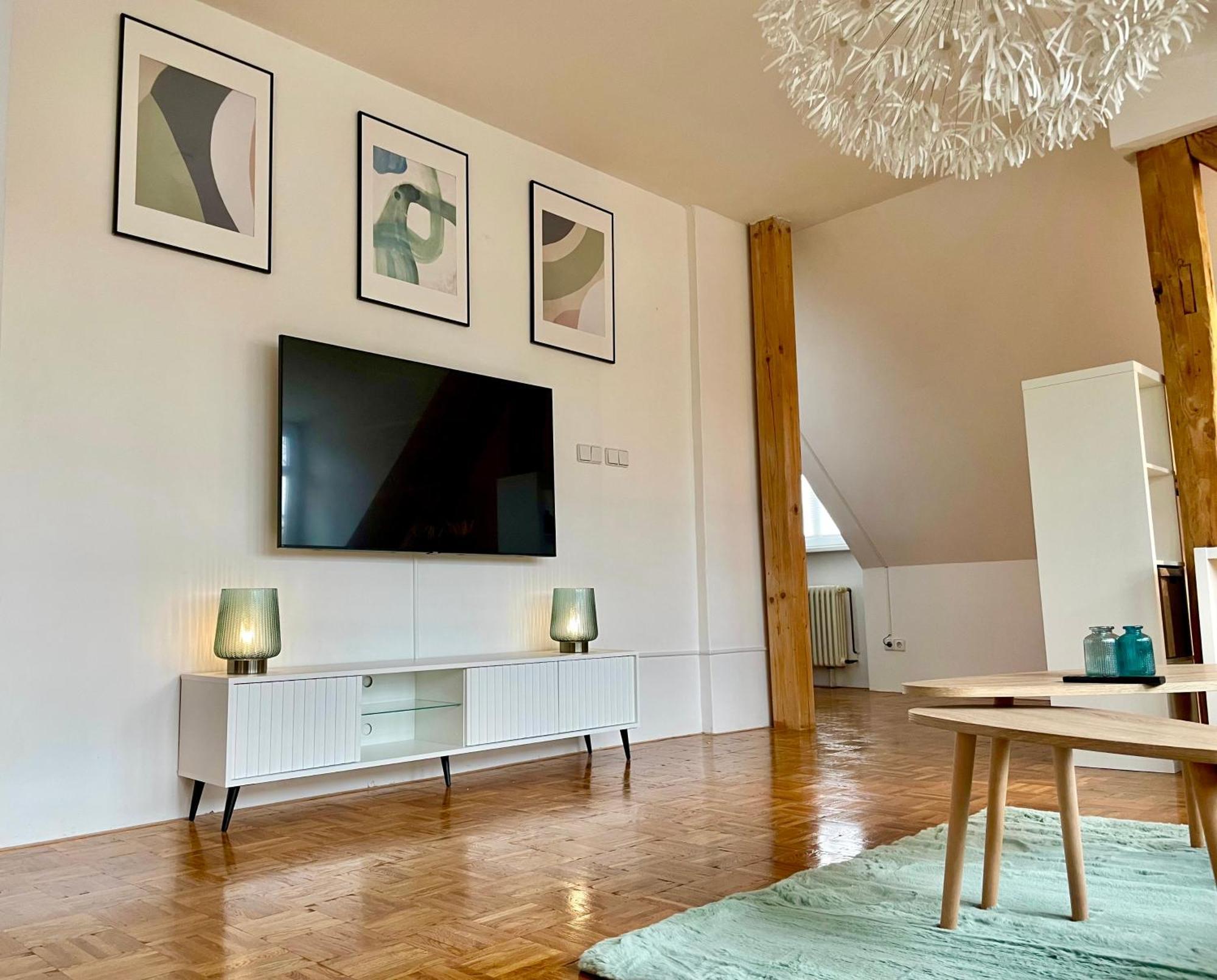 Apartment Ambiente